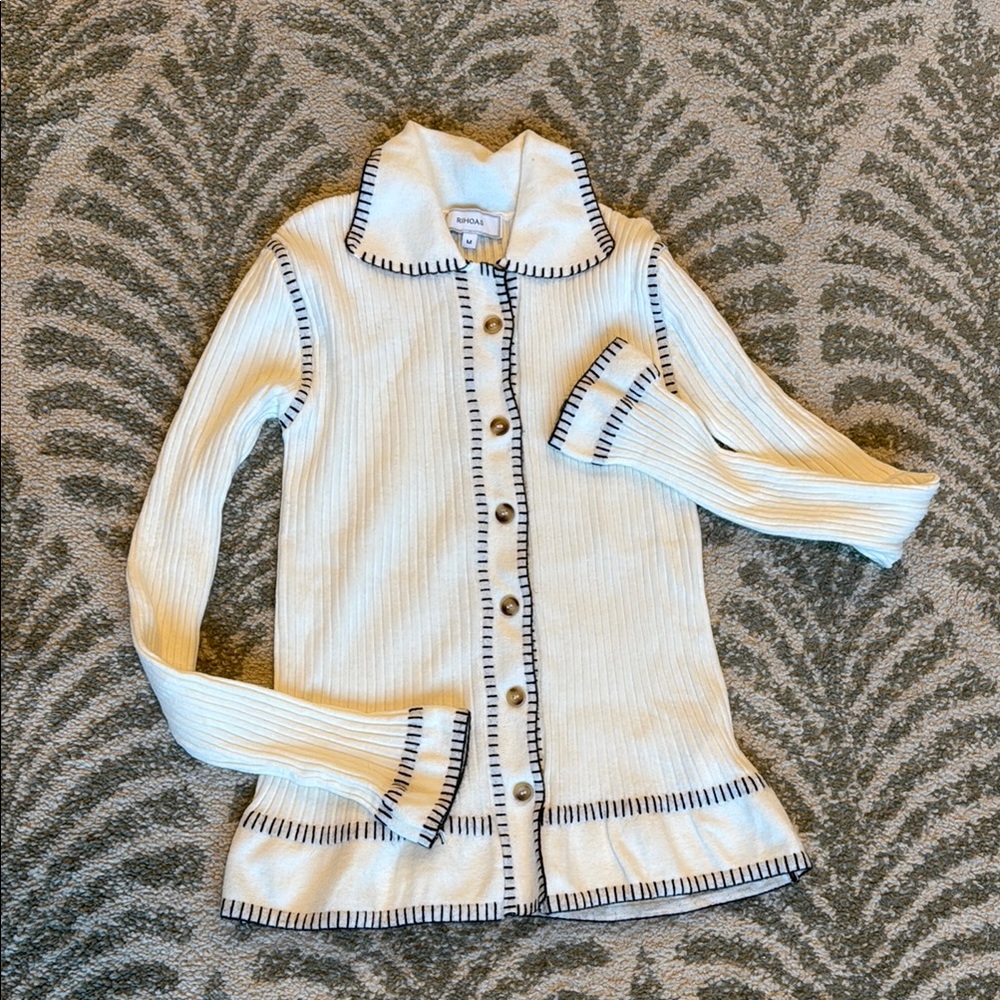 Rihoas Women's Cream Sweater with Black Trim